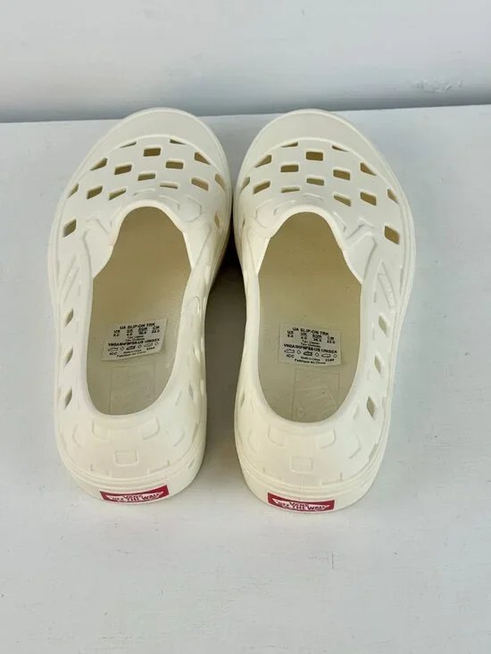 Women's 6.5, Men's 5 - Vans Slip-On Mule TRK Water Shoes - Marshmallow - Picture 7 of 9